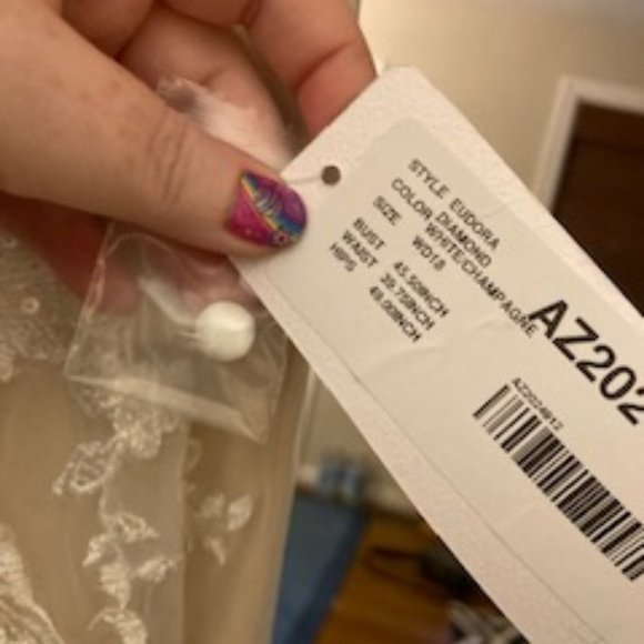 Azazie Eudora Wedding Dress Diamond White/Champagne Size WD18 - Picture 7 of 14